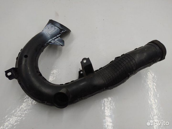 Б/У Воздухозаборник Европа 1775136080 toyota