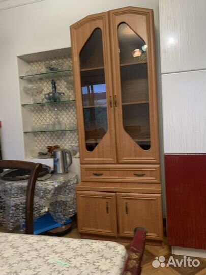 Шкаф сервант