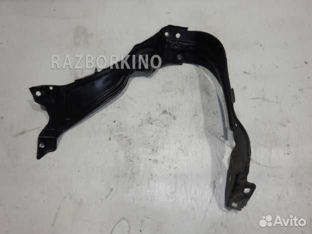 Кронштейн фары правый