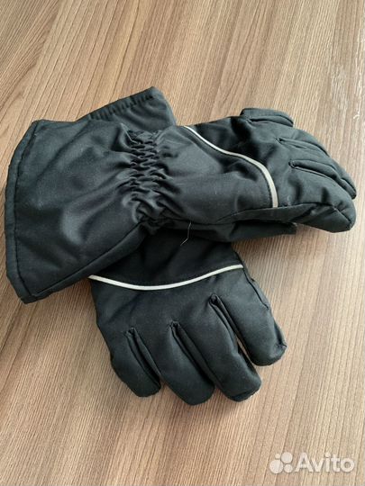 Перчатки (краги), reima