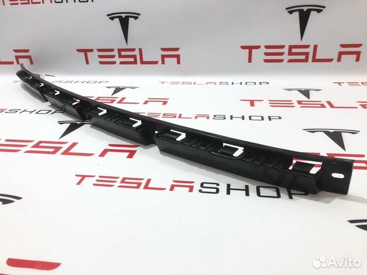 Кронштейн крепления бампера заднего Tesla Model X