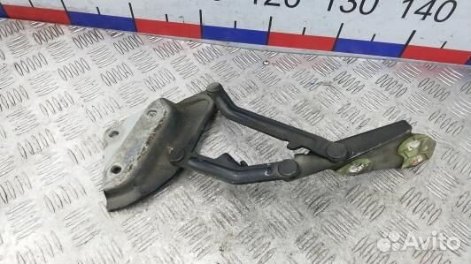 Петля капота volkswagen touareg 7L (TUK17D502)