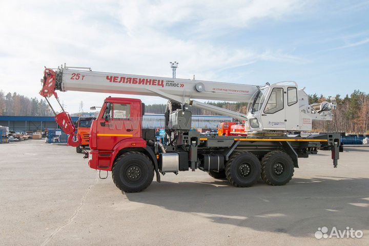 Челябинец (ЧМЗ) КС-55732-25-28, 2023