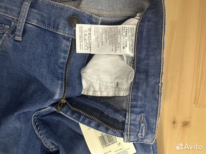 Джинсы levis 720