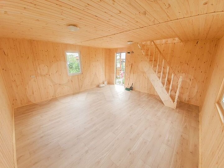 Дом 72 м² на участке 6 сот.