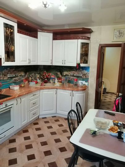 3-к. квартира, 108 м², 2/17 эт.