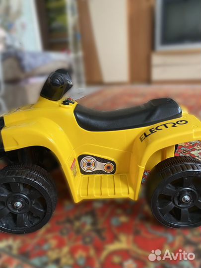 Детская машинка каталка