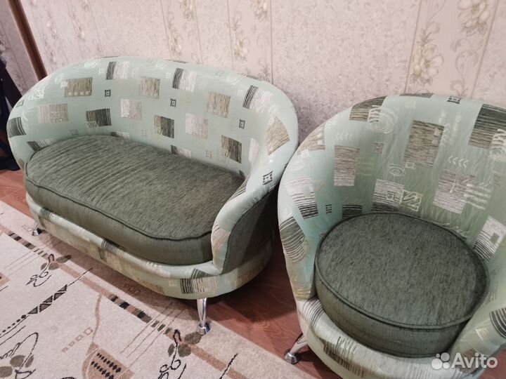 Мини диван с креслом