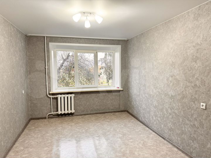 Комната 13,2 м² в 1-к., 2/5 эт.