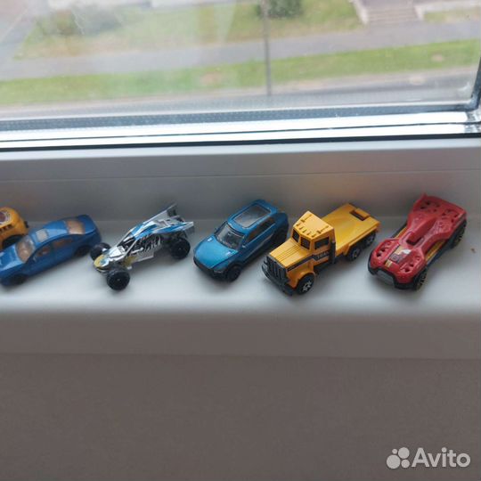 Машинки хот вилс hot wheels и др