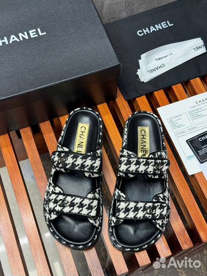 Шлепанцы Chanel