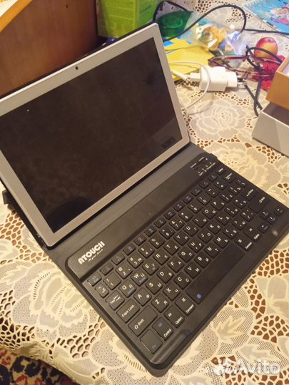 Продам планшет за 6000 256гб оперативной памяти