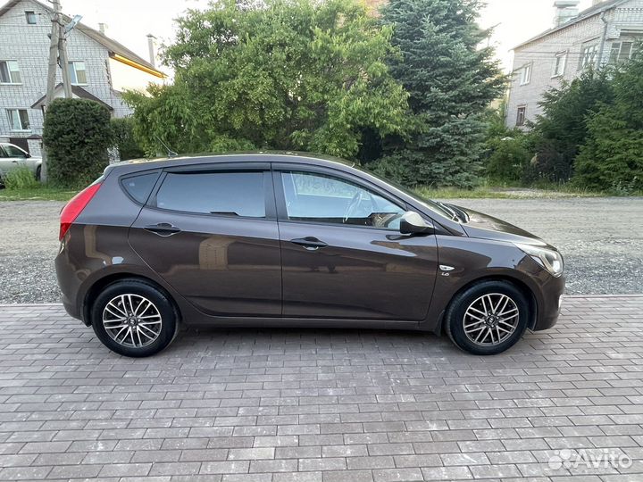 Hyundai Solaris 1.6 AT, 2015, 129 000 км