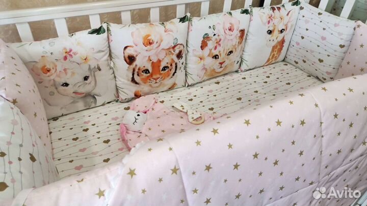 Постельный комплект в кроватку