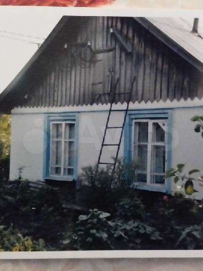 Дом 32 м² на участке 12 сот.