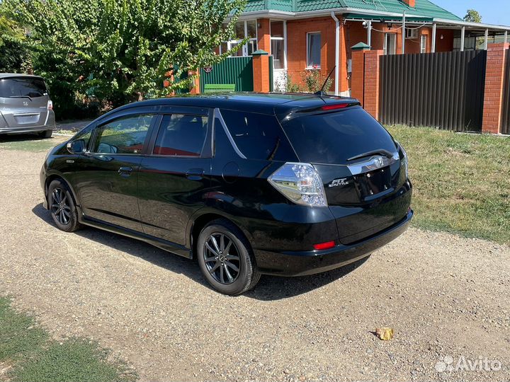 Honda Fit Shuttle 1.3 CVT, 2012, 92 000 км