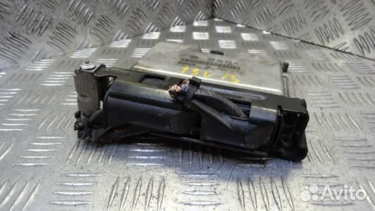 Блок управления двс skoda fabia 2 (1SV13PC01)