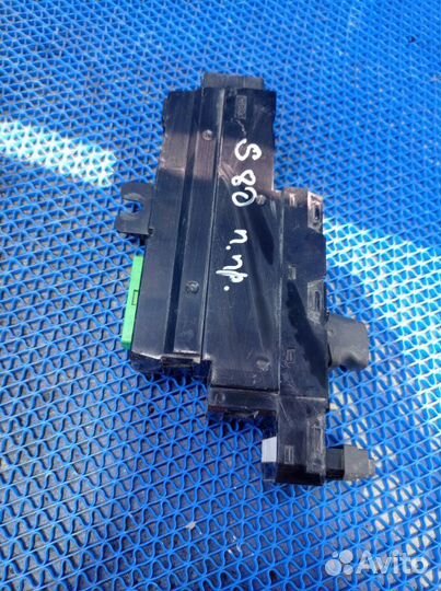 Кнопка стеклоподъемника Volvo S80 седан B6284T