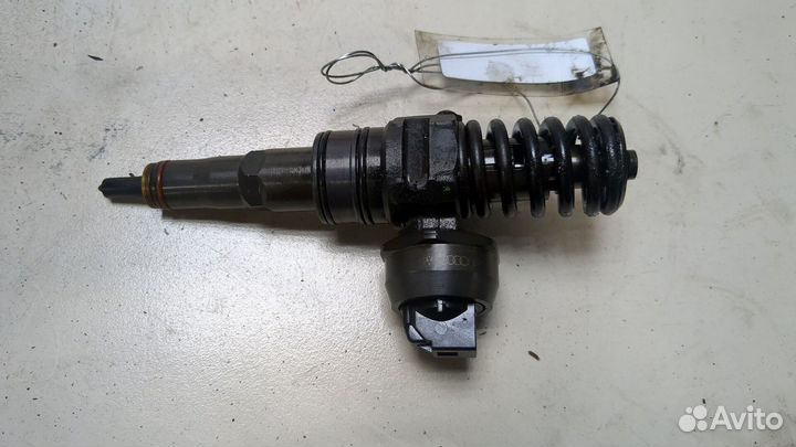Форсунка топливная Skoda Fabia, 2010