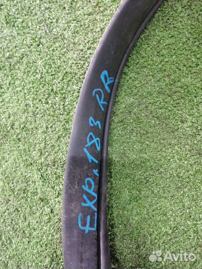 Уплотнение двери заднее Ford Explorer XLT 4.0 2006