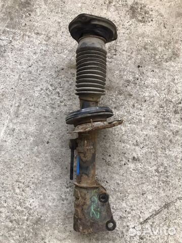 Стойка передняя левая Renault Kangoo 2 (2203)