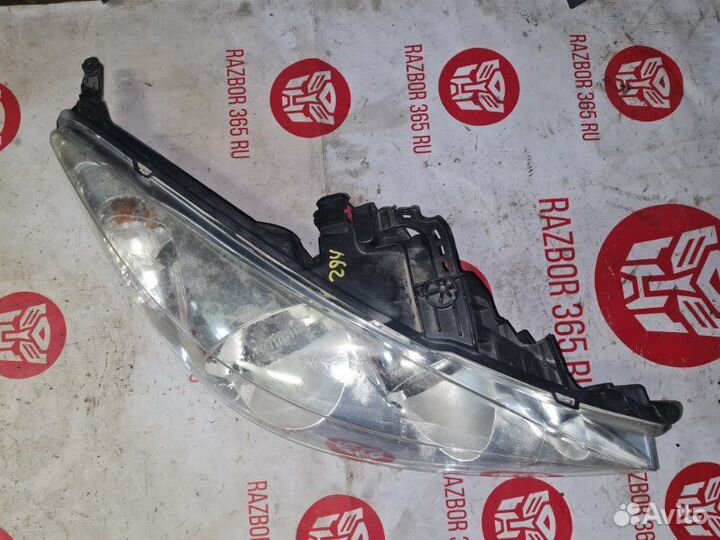 Фара галоген правая Peugeot 207 хетчебек EP6 EUR 5