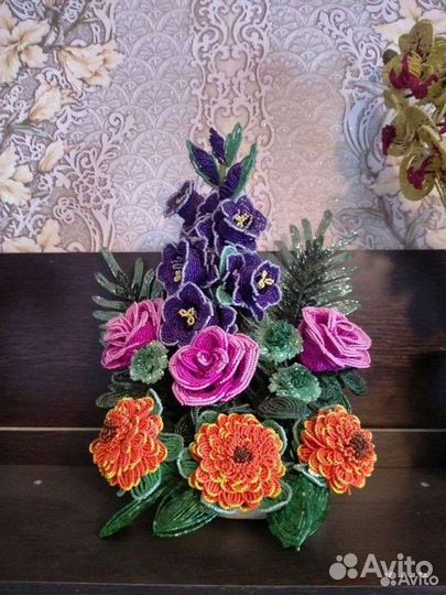 Цветы из бисера