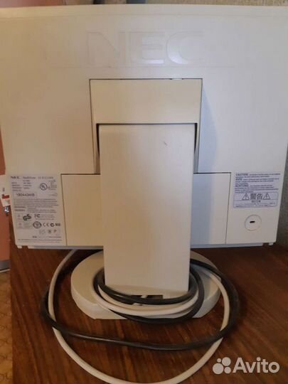 Монитор для компьютера NEC MultiSync lcd1530v
