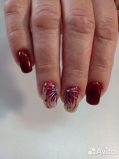 Наращивание ногтей