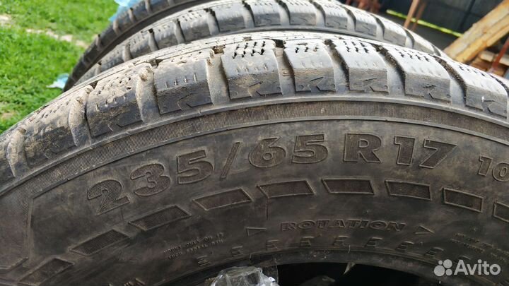 Nokian Tyres Hakkapeliitta 7 SUV 235/65 R17