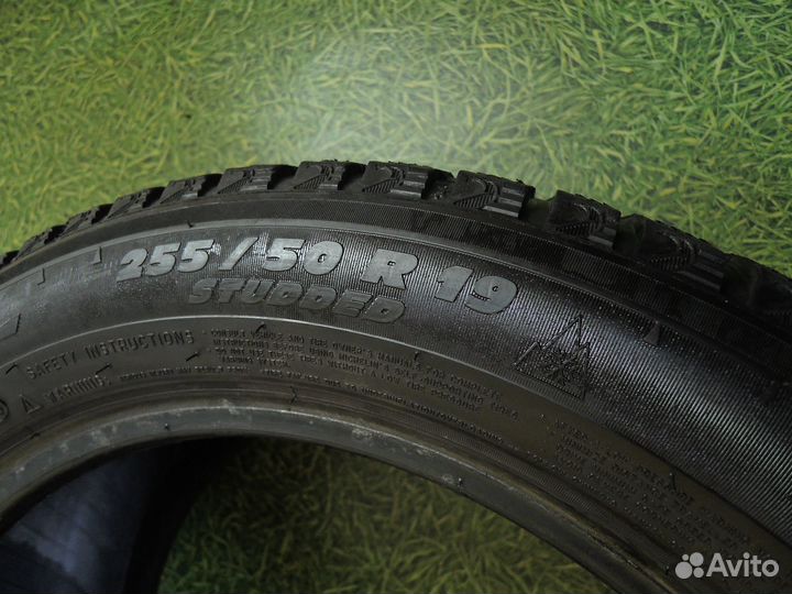 Michelin X-Ice North 3 255/50 R19