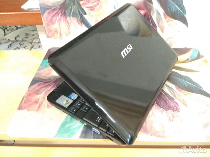 Нетбук MSI U100