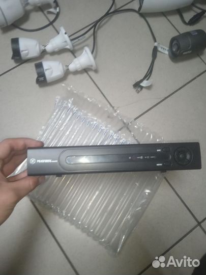 Камеры наблюдения и видеорегистратор