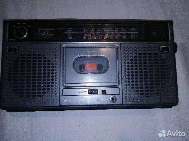 Магнитофон.sanyo