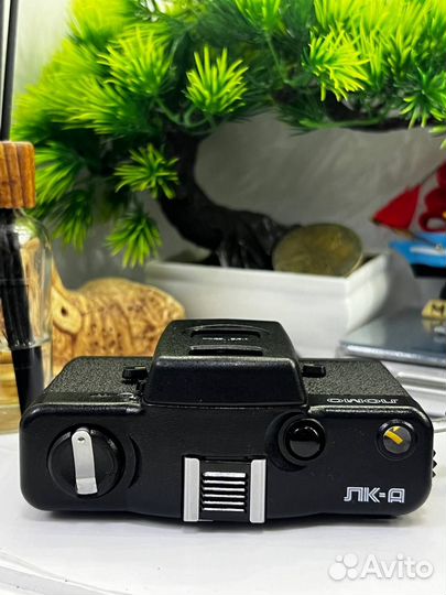 Пленочный фотоаппарат Ломо