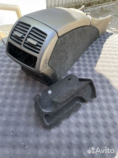 Подлокотник mercedes w211