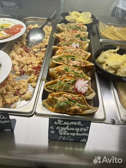 Повар горячего цеха в столовую