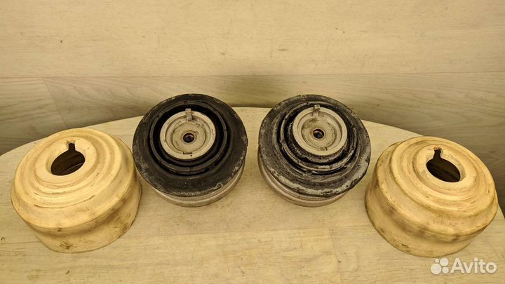 Опора двигателя Mercedes-Benz S-Class W221 W220