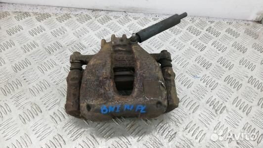 Суппорт тормозной передний левый peugeot 308 1 (BN