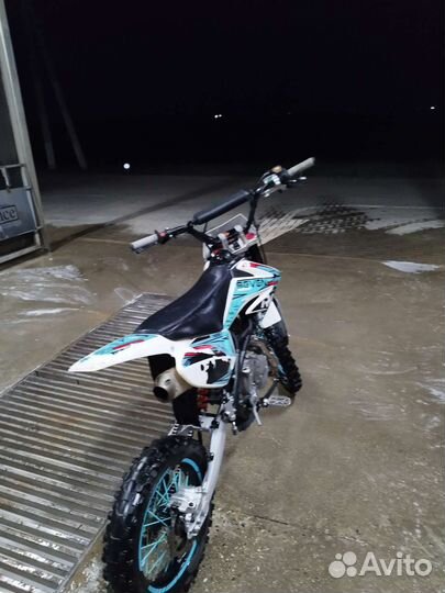 Regul Moto sewen medalist 150E