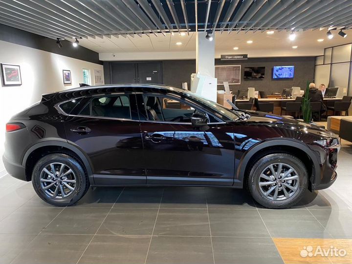 Mazda CX-4, 2023