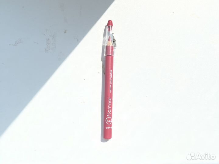 Карандаш для губ