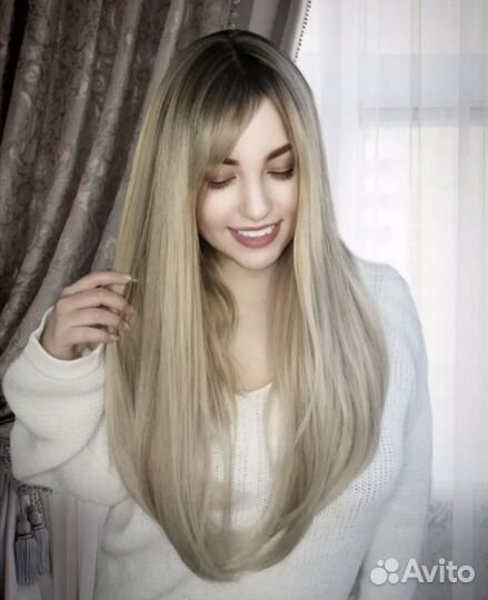 Парик блонд / русый с челкой новый