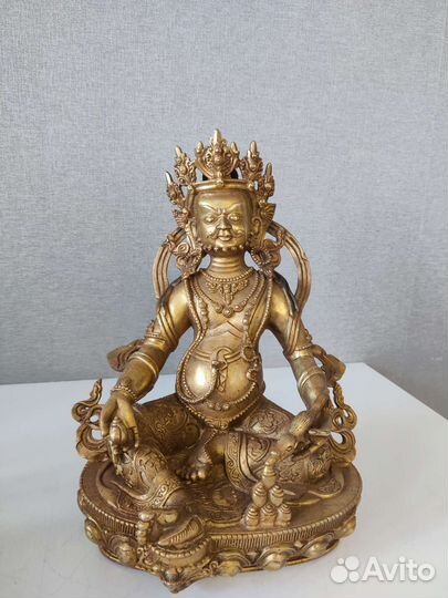 Бронзовая статуэтка Дзамбалы