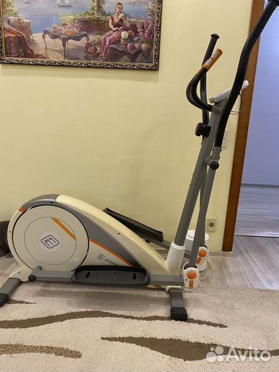 Эллиптический тренажер