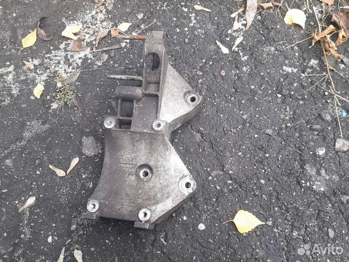 Кронштейн компрессора кондиционера шевроле лачетти