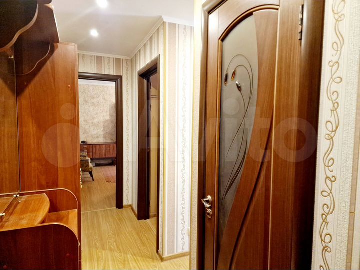 2-к. квартира, 43 м², 3/5 эт.