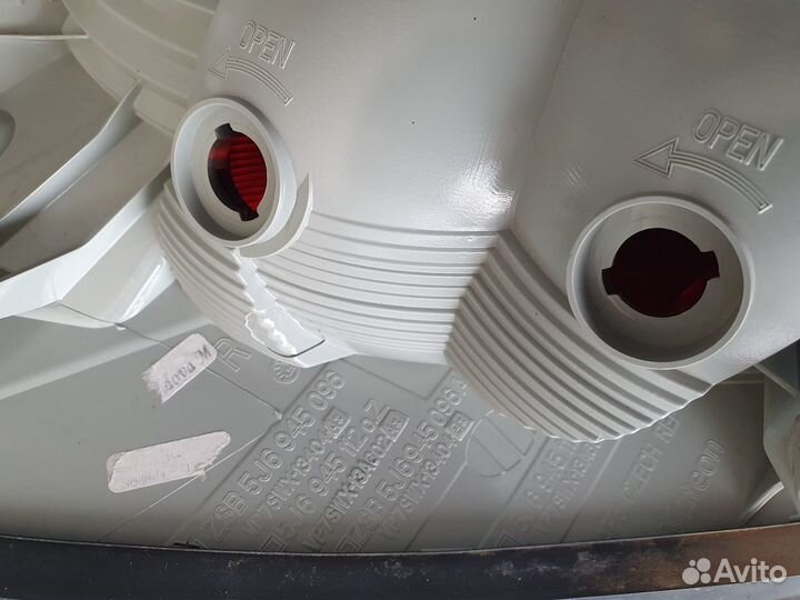 Продам правый задний фонарь skoda fabia