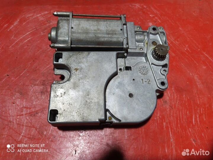 Мотор люка Volkswagen Vento седан 2.0I 2E 1993