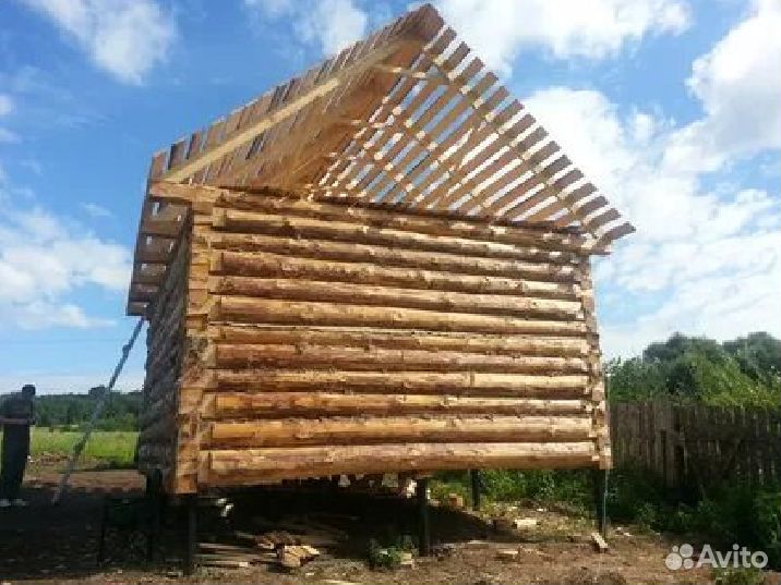 Срубы ручной рубки из бревна